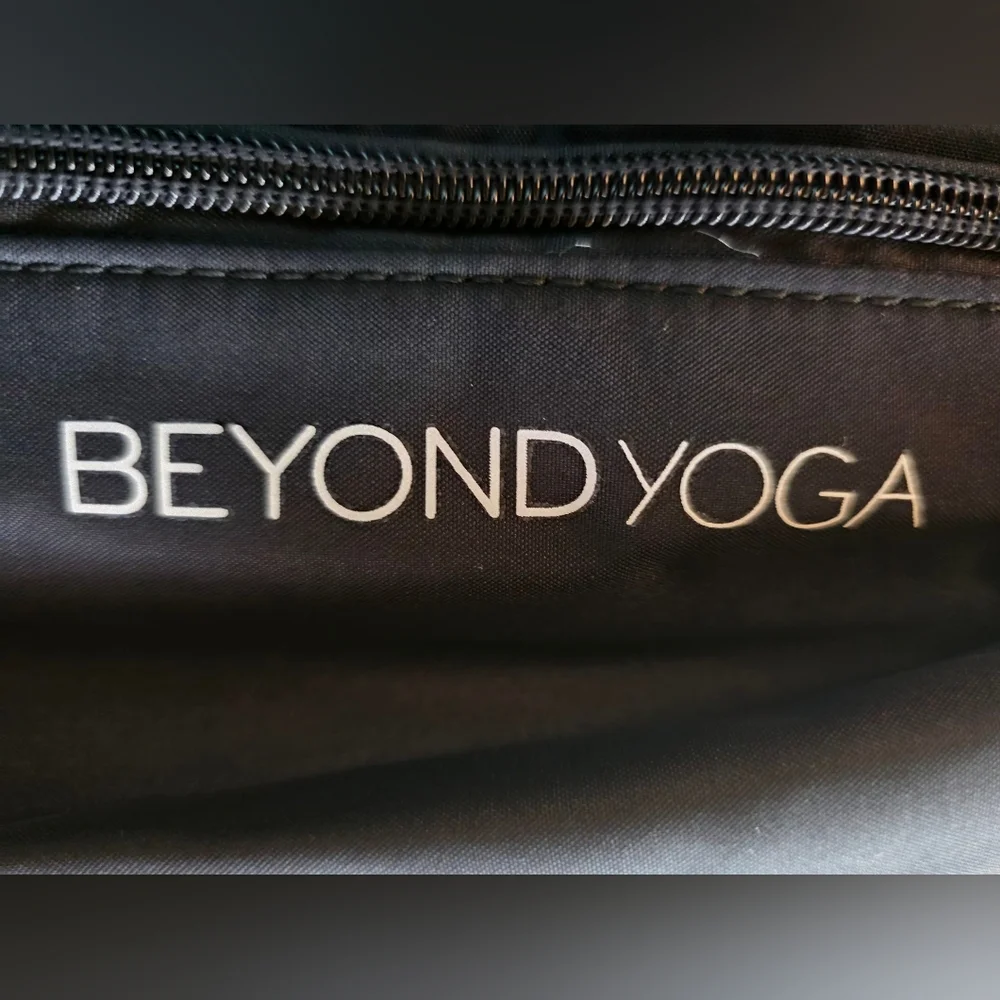 Beyond Yoga Black Tote Bag Large NWT #PUR4